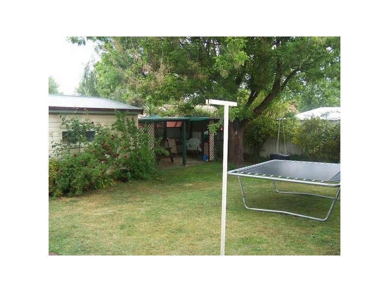 12 National Avenue, Orange NSW 2800
