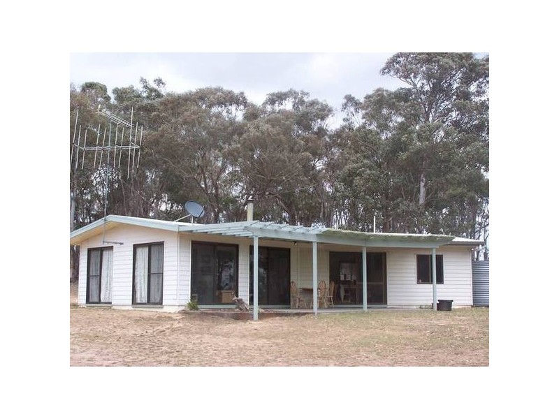Lewis Ponds NSW 2800