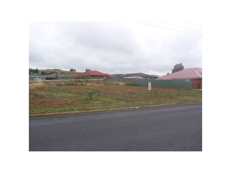 1002 Phillip Street, Orange NSW 2800