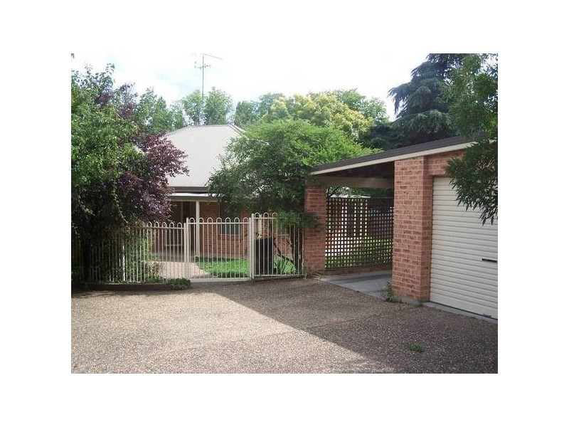 72A Moulder Street, Orange NSW 2800