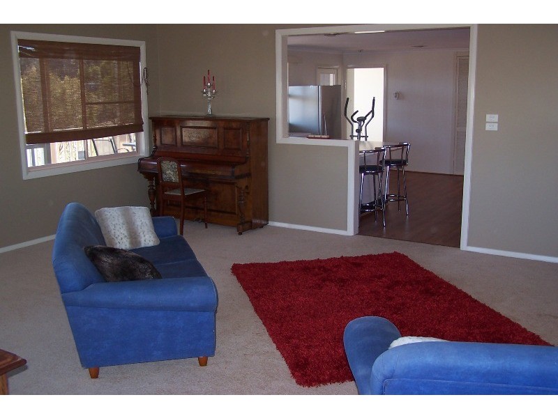 507 Burrendong Way, Orange NSW 2800