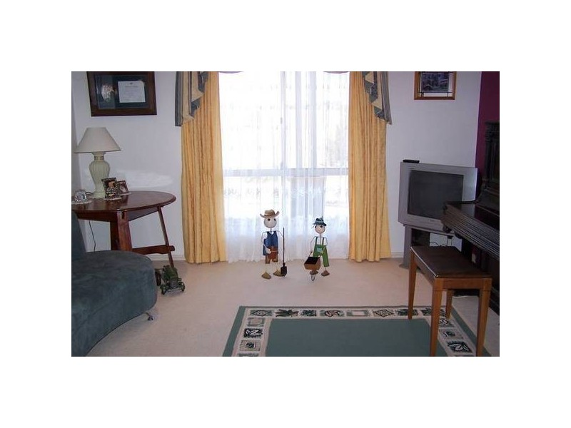 13 Windera Way, Orange NSW 2800