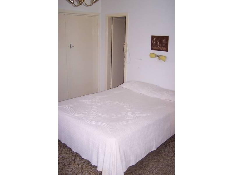 4 Rowan Street, Calare NSW 2800