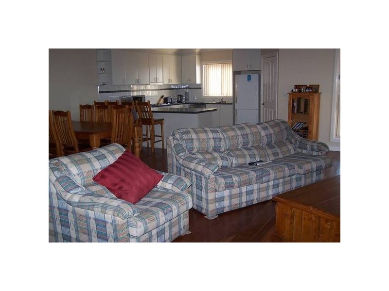 67 McGroder Street, Molong NSW 2866