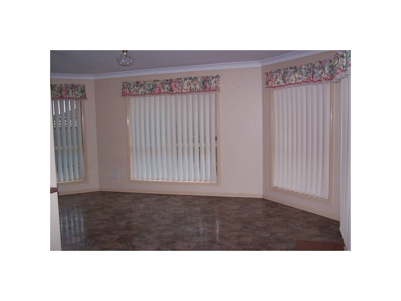 1 Duncanson Drive “SOLD Under The Hammer”, Orange NSW 2800