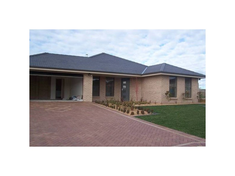 32 Catania Street, Orange NSW 2800