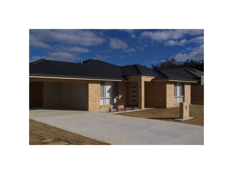 128 Emerald Street, Orange NSW 2800