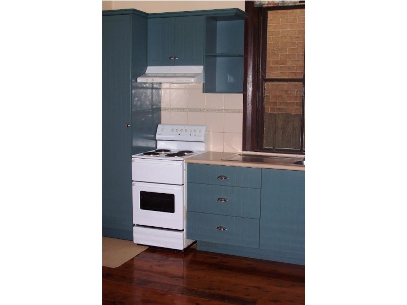 386 Summer Street East, Orange NSW 2800