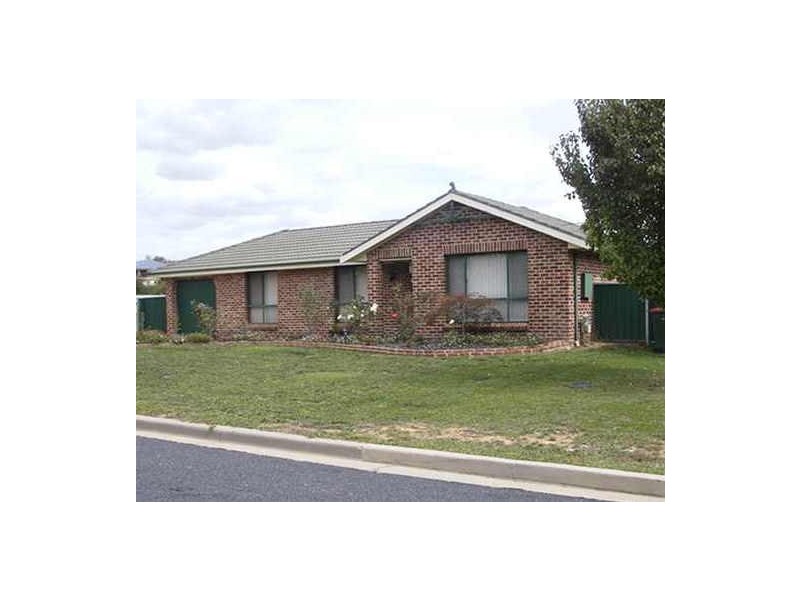 66 Turner Crescent, Orange NSW 2800
