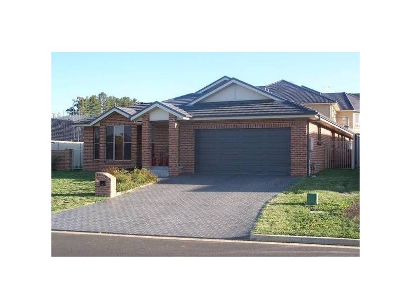 5B Stirling Avenue, Orange NSW 2800