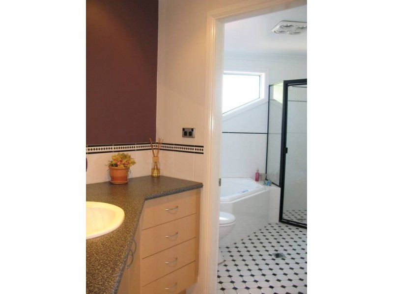 36 Olympic Drive, Orange NSW 2800