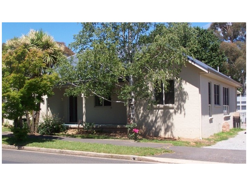 105 Edward Street, Orange NSW 2800