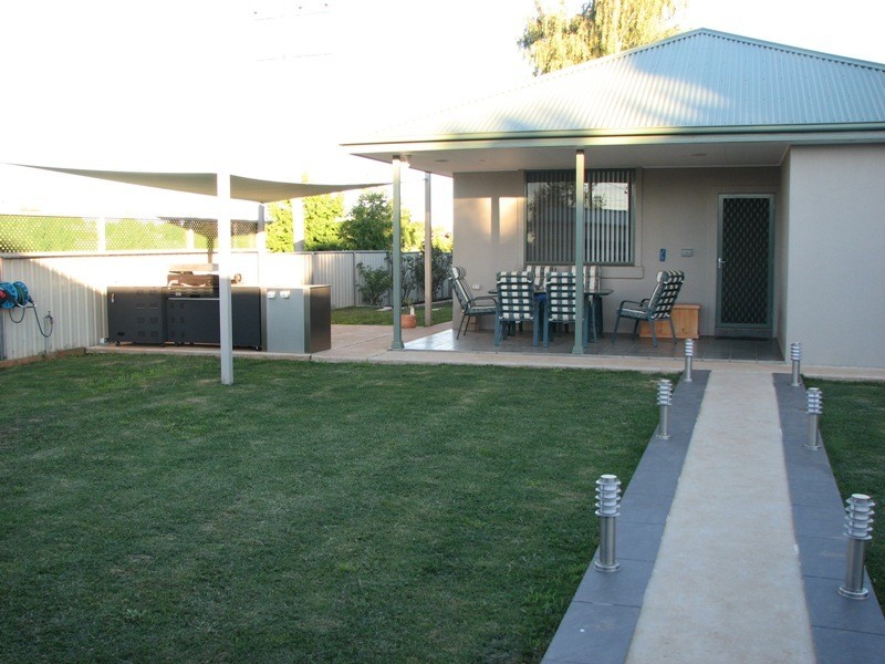 187 Clinton Street, Orange NSW 2800