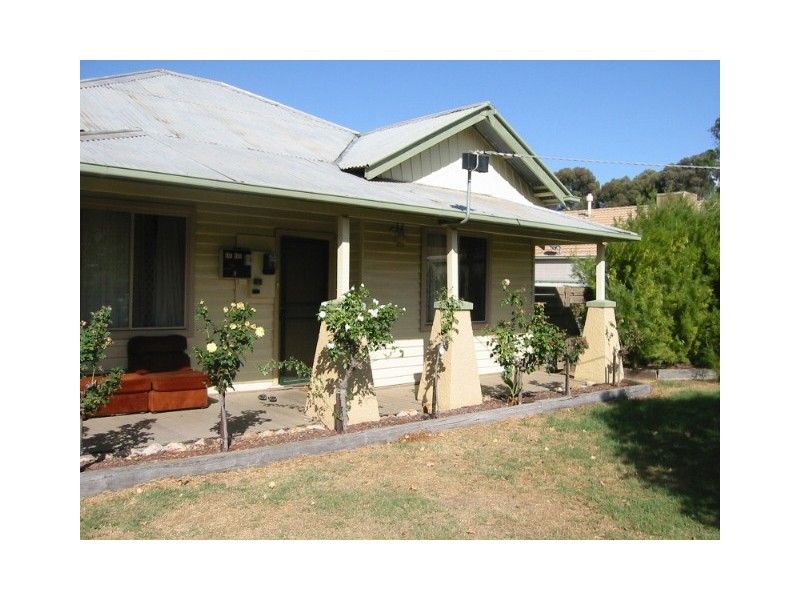 32 Brudenell Street, Stanhope VIC 3623