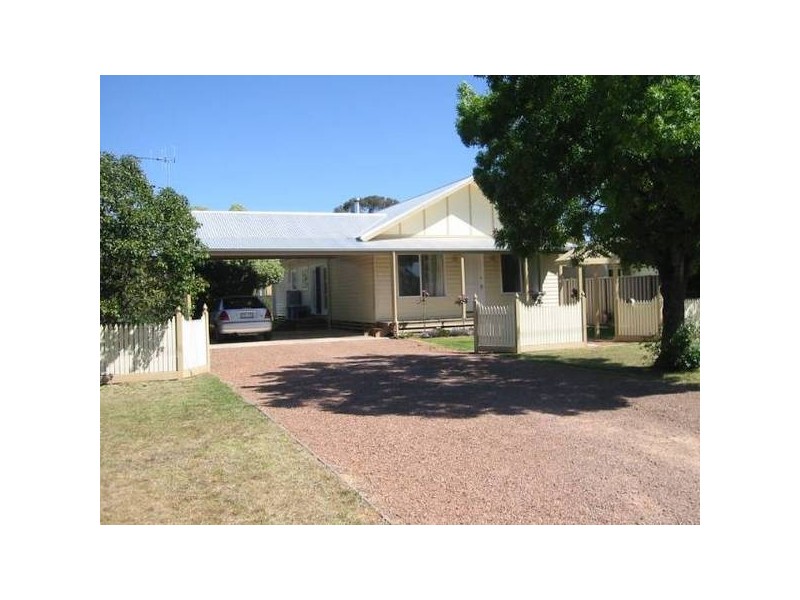 22 Bartlett Street, Tatura VIC 3616