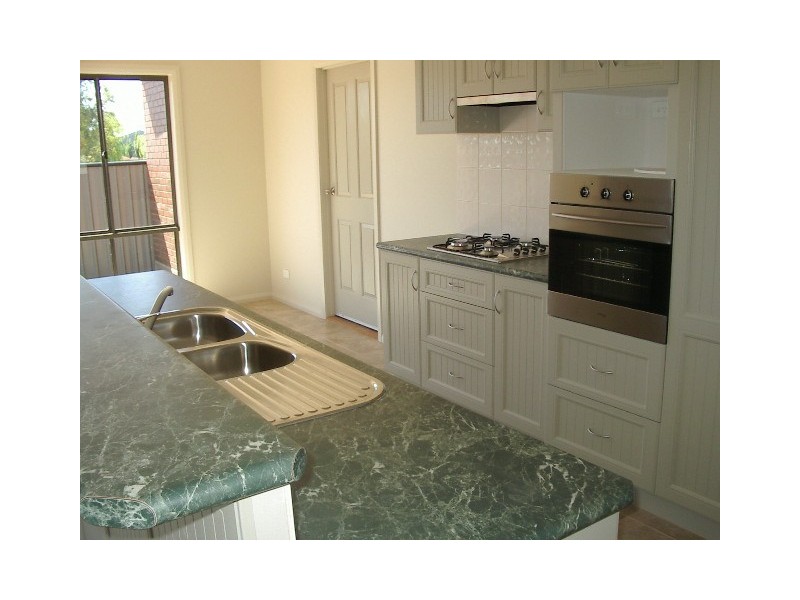 2/1-3 Racecourse Road, Nagambie VIC 3608