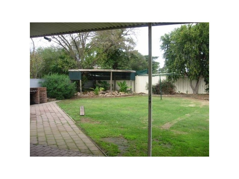 8 Bartlett Street, Tatura VIC 3616