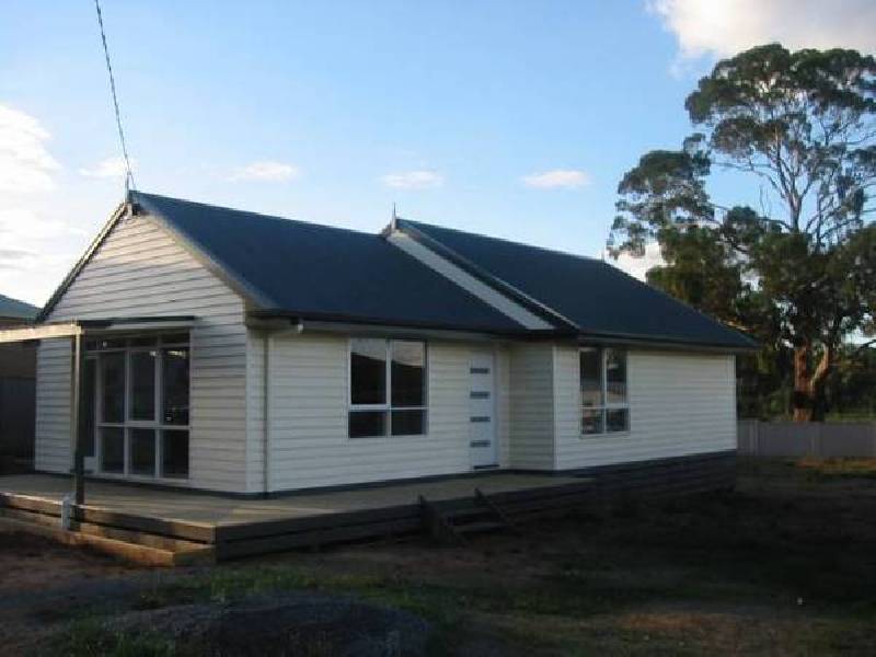 12 Station Street, Murchison VIC 3610