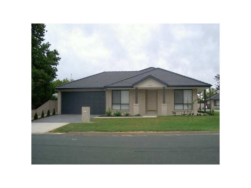 1/21-23 Barron Street, Tatura VIC 3616