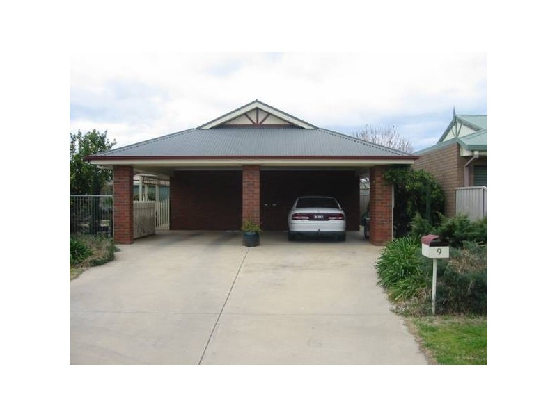 9 Fairway Close, Tatura VIC 3616