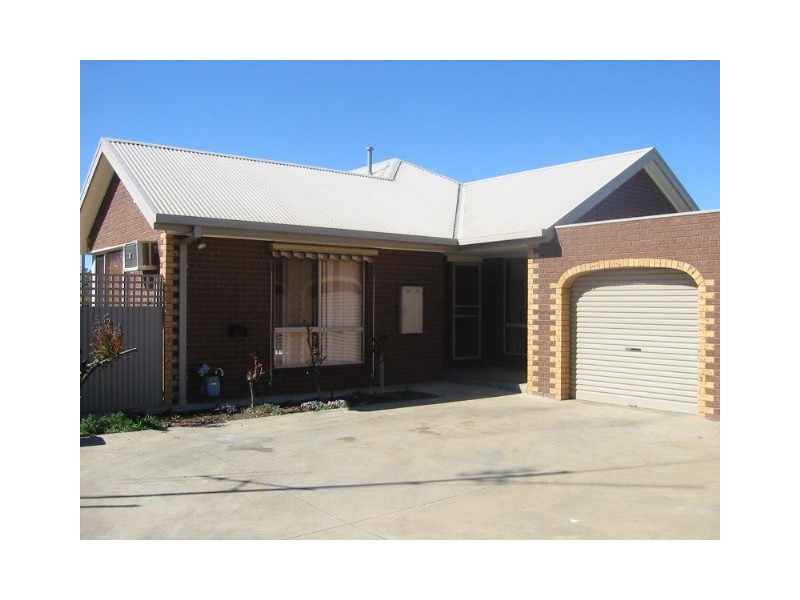 2/43 Maher Street, Tatura VIC 3616