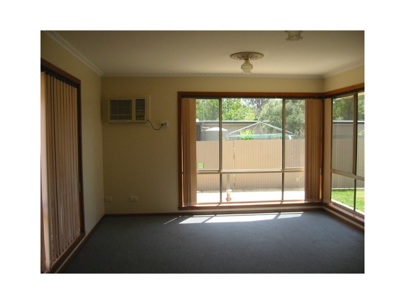 2/43 Maher Street, Tatura VIC 3616
