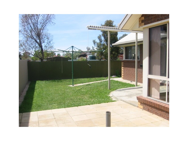 2/43 Maher Street, Tatura VIC 3616