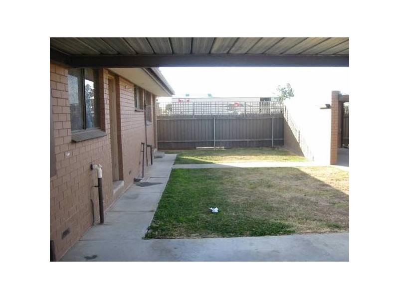 1/22-24 Ross Street, Tatura VIC 3616