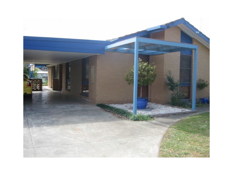 17 Service Street, Tatura VIC 3616