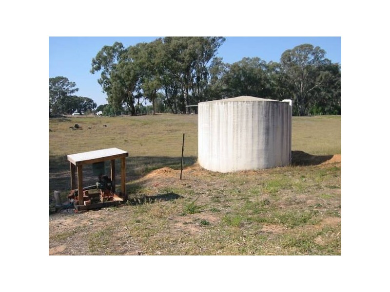 55 Hutchison Road, Murchison VIC 3610