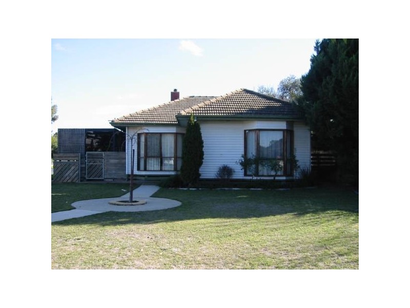 25 Thomson Street, Tatura VIC 3616