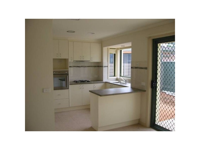 2/66 Kerferd Street, Tatura VIC 3616