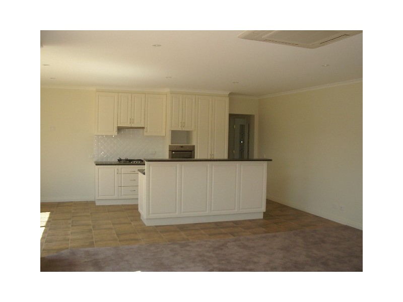 1/1-3 Racecourse Road, Nagambie VIC 3608