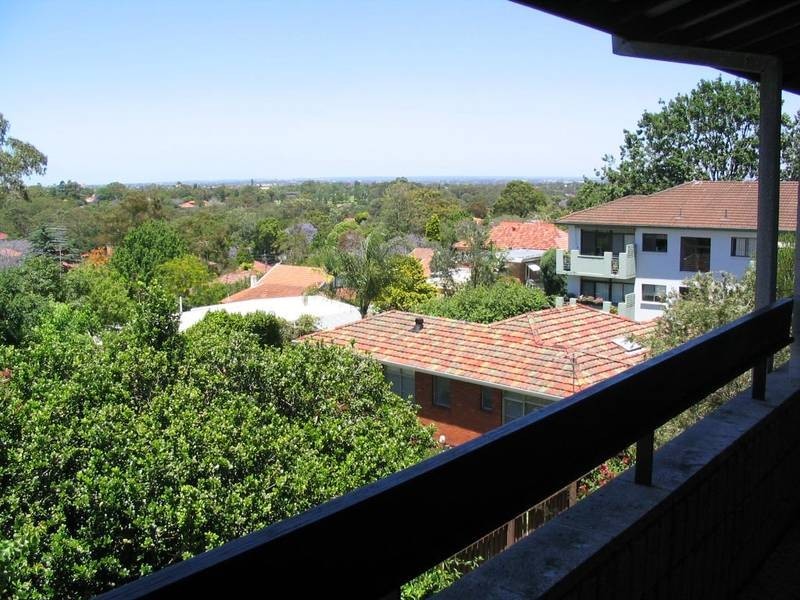 17/120 Burns Bay Road, Lane Cove NSW 2066