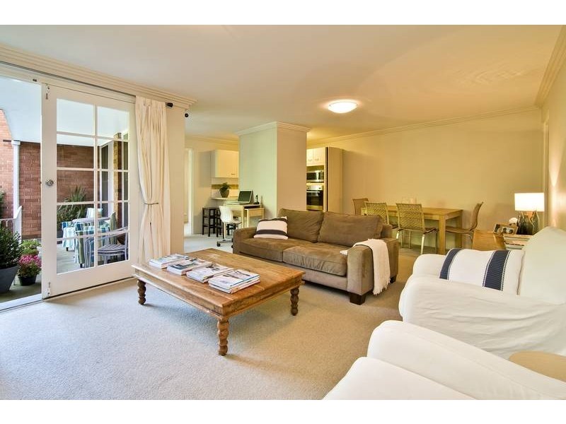 18/73 Burns Bay Road, Lane Cove NSW 2066