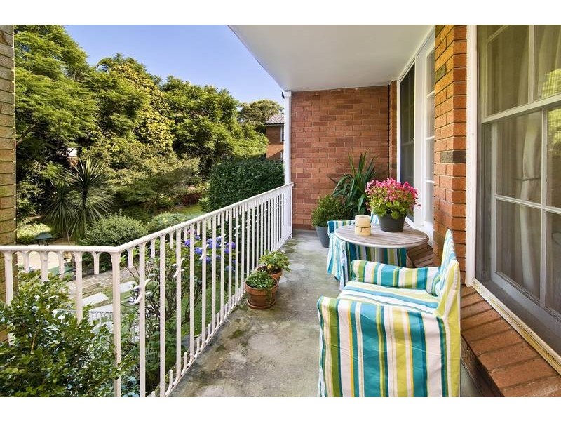 18/73 Burns Bay Road, Lane Cove NSW 2066