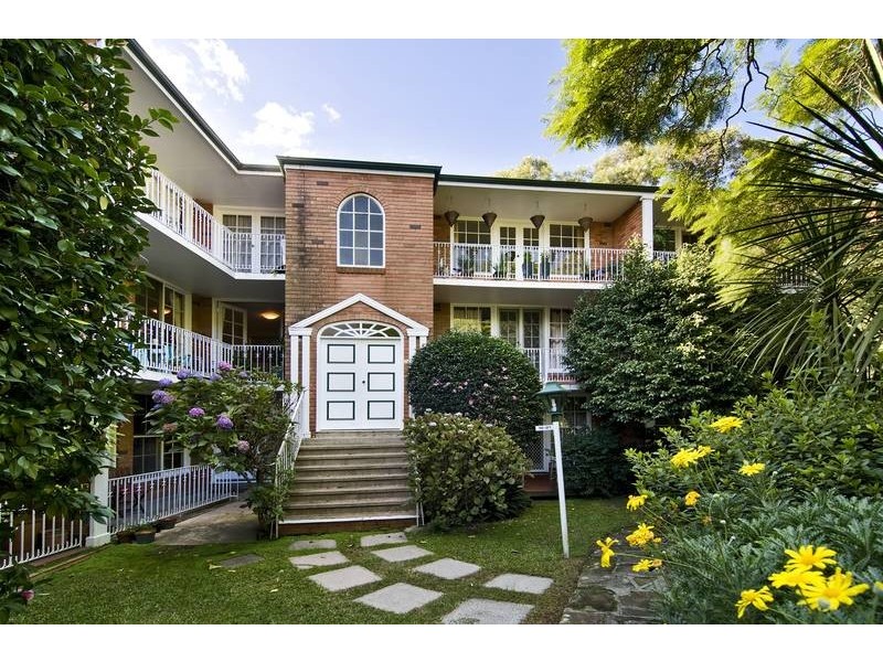 18/73 Burns Bay Road, Lane Cove NSW 2066