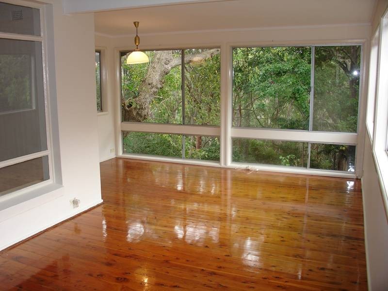 19 Valleyview Crescent, Greenwich NSW 2065