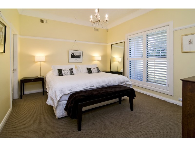 6 Tantallon Road, Lane Cove NSW 2066