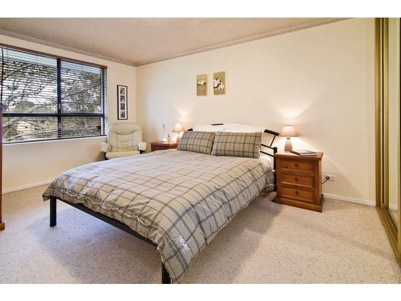 17/130 Burns Bay Road, Lane Cove NSW 2066