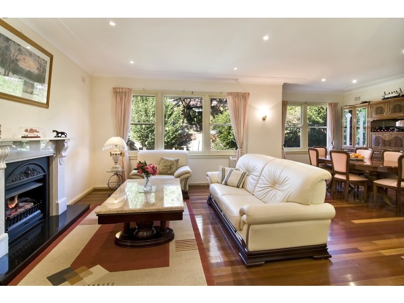 6 Karilla Avenue, Lane Cove NSW 2066