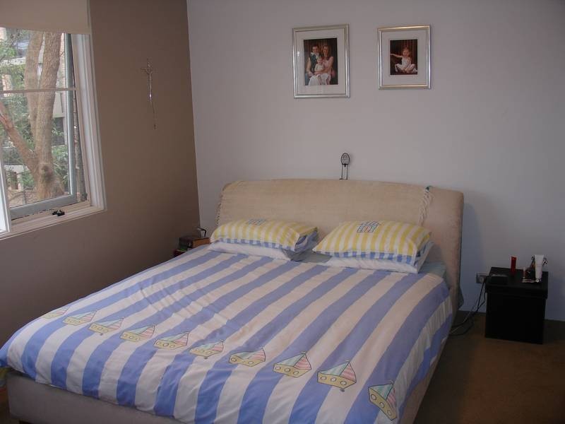 18/299 Burns Bay Rd, Lane Cove NSW 2066