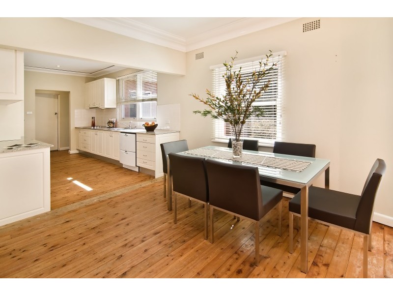 10 Fraser Street, Lane Cove NSW 2066