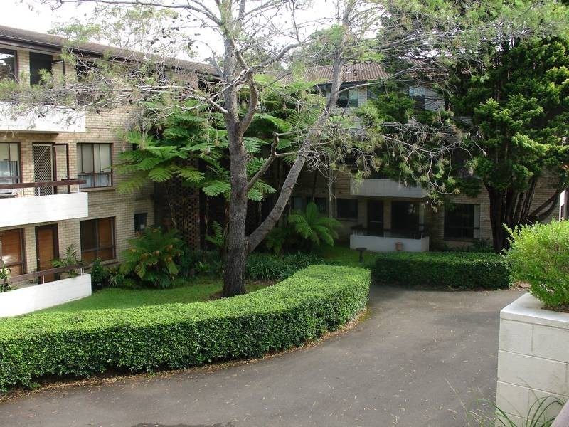 6/130 Burns Bay Rd, Lane Cove NSW 2066