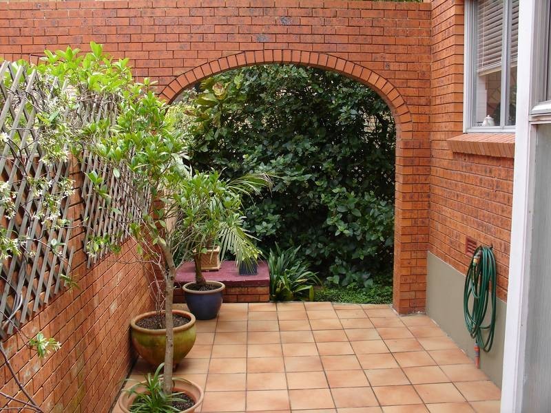 2/104 Burns Bay Road, Lane Cove NSW 2066