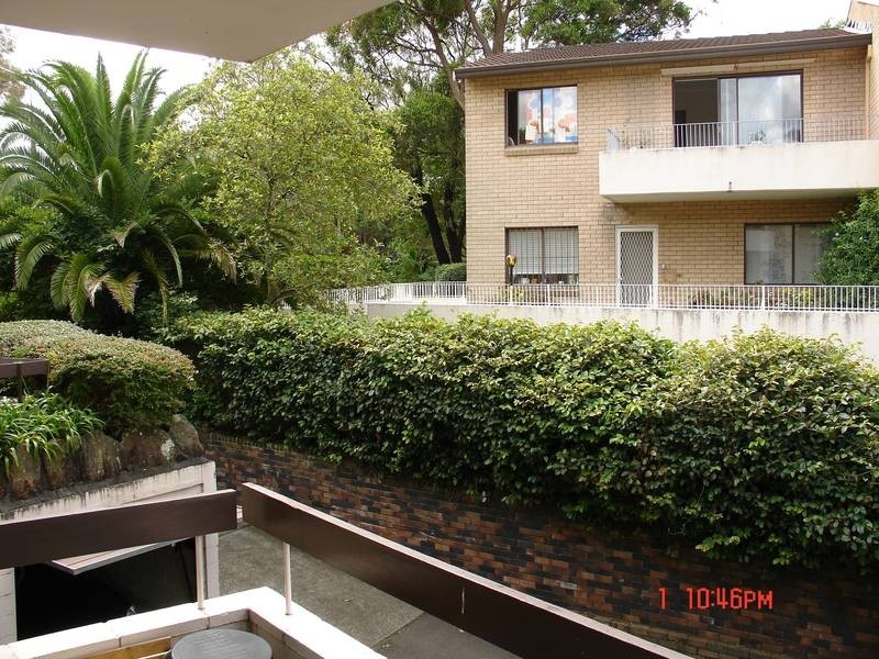 6/130 Burns Bay Rd, Lane Cove NSW 2066