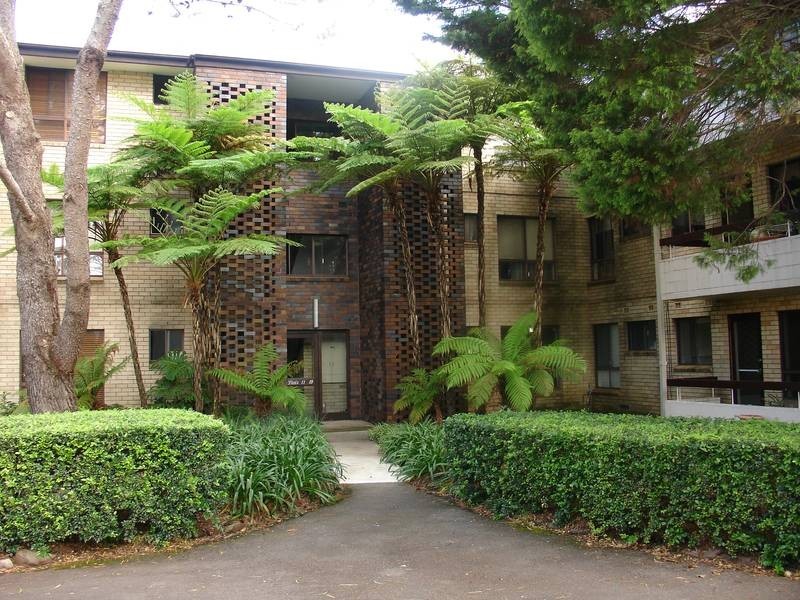 6/130 Burns Bay Rd, Lane Cove NSW 2066