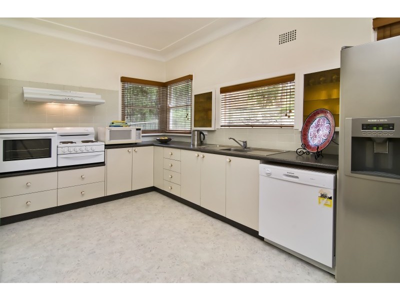 52B Kingslangley Road, Greenwich NSW 2065