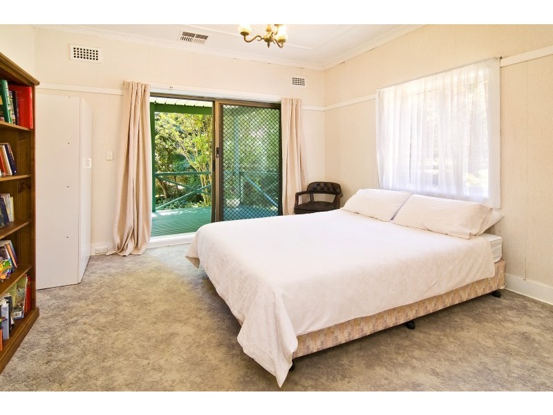 2 Austin Crescent, Lane Cove NSW 2066