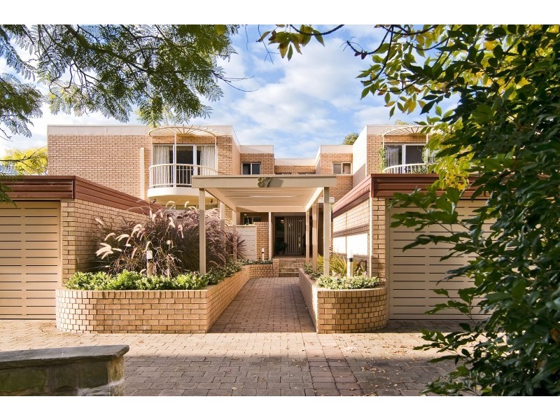 9/87 Burns Bay Road, Lane Cove NSW 2066